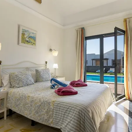 Ambar Cherry Villa *